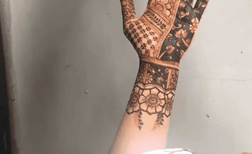 Step-by-Step Aftercare Guide for Henna Tattoos
